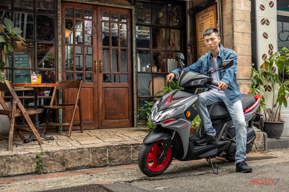 X-SENSE 125 七期消光銀藍新色登場 - KYMCO KEN 豐益車業【光陽原廠授權店】