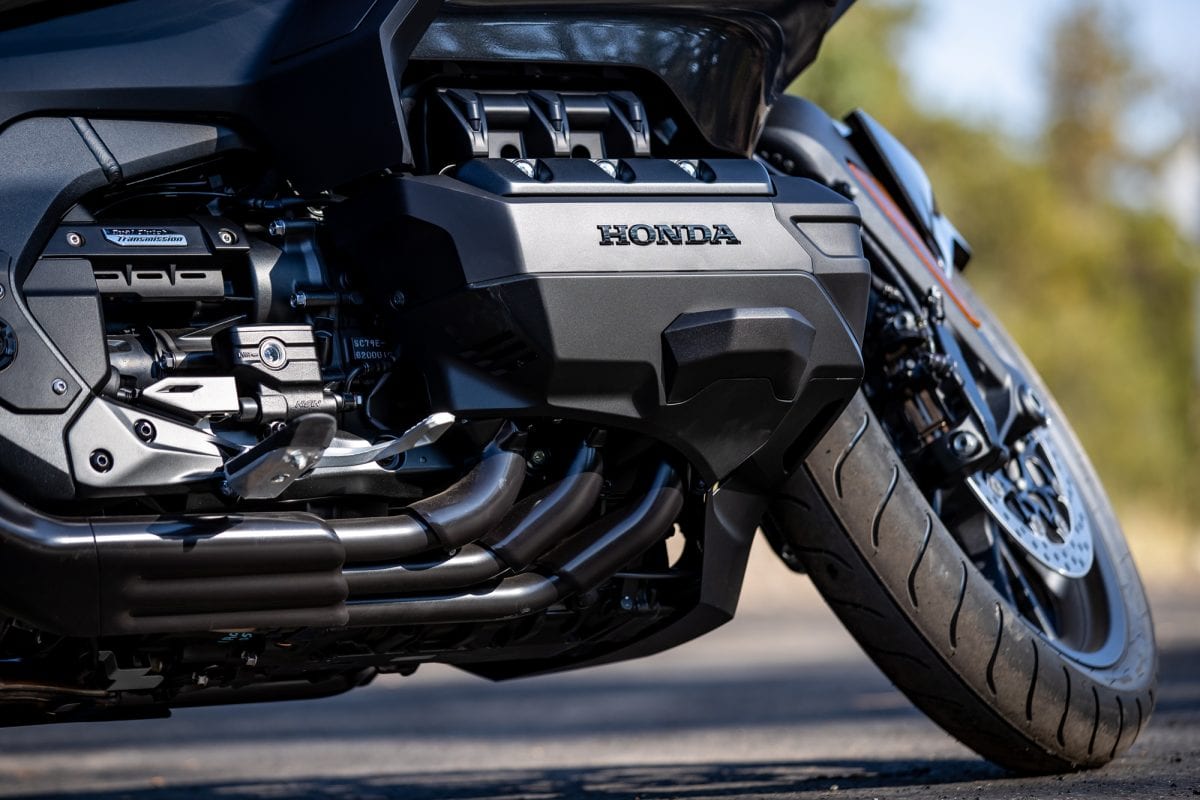 2021 HONDA GOLDWING預接價119.8萬起：舒適、載物機能升級！CarPlay/Android Auto導入！ 癮車報