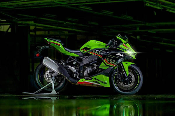 2023 KAWASAKI Ninja ZX4R/SE/RR正式發表：四缸、80匹強勢登場！