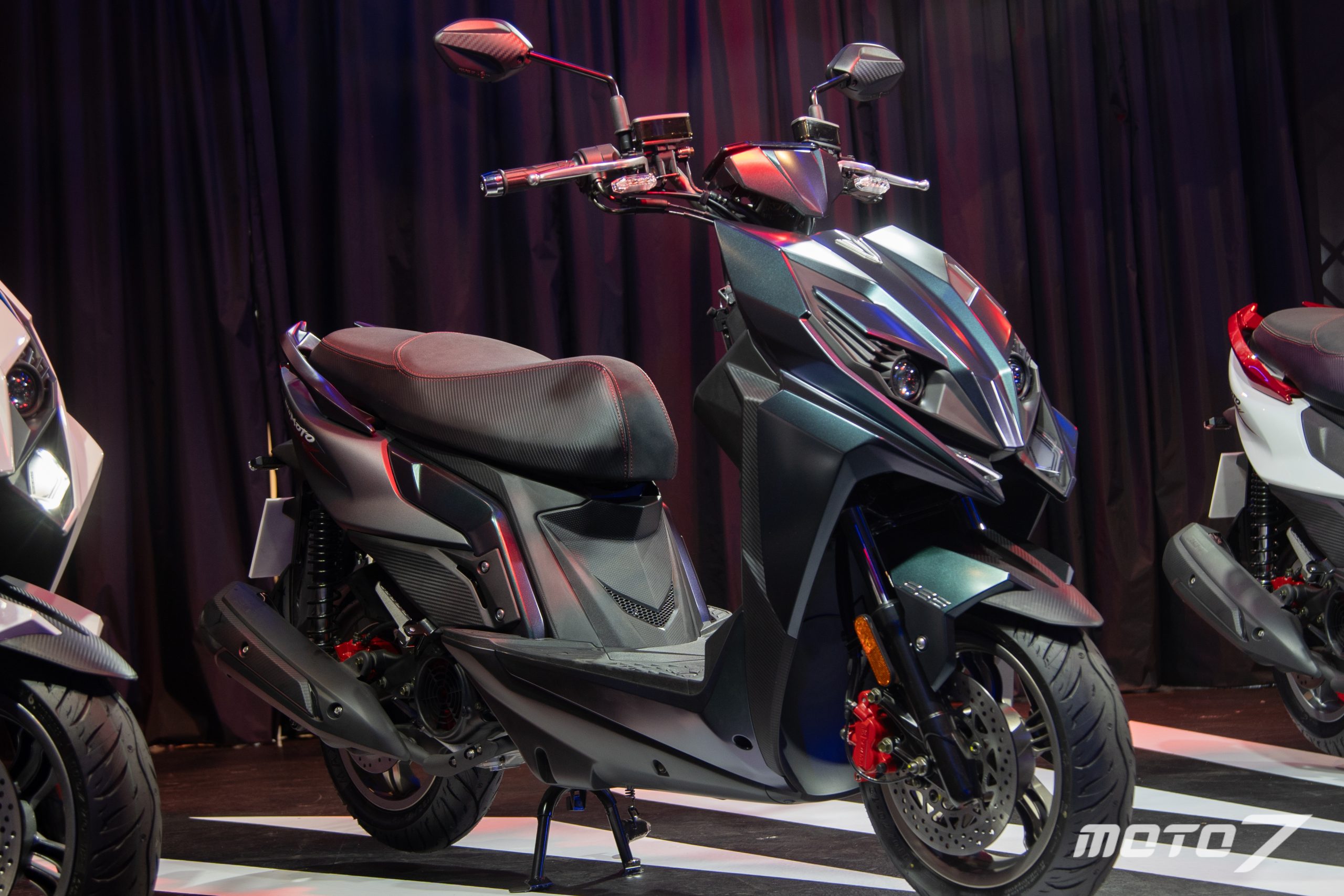 2023 KYMCO RCS Moto發表，售價98,500元起：狂野機甲外觀、動力升級，三版本偕同Moto魔鬥車系登場！